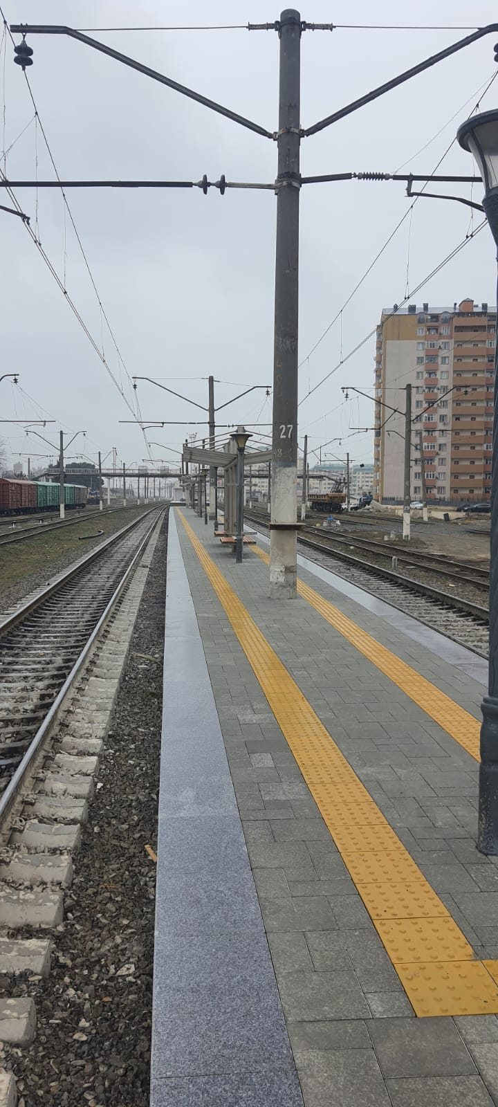 ADY Biləcəri stansiyasının sərnişin platforması