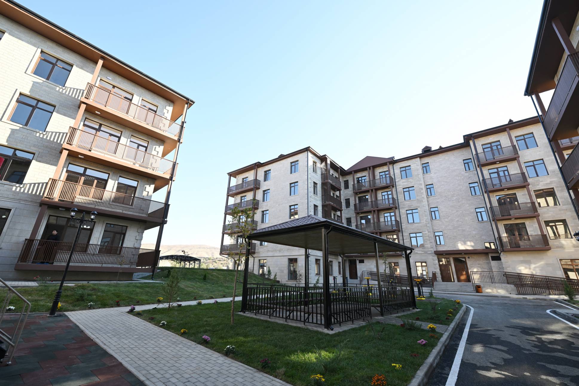 Cəbrayıl şəhərində yaşayış kompleksi